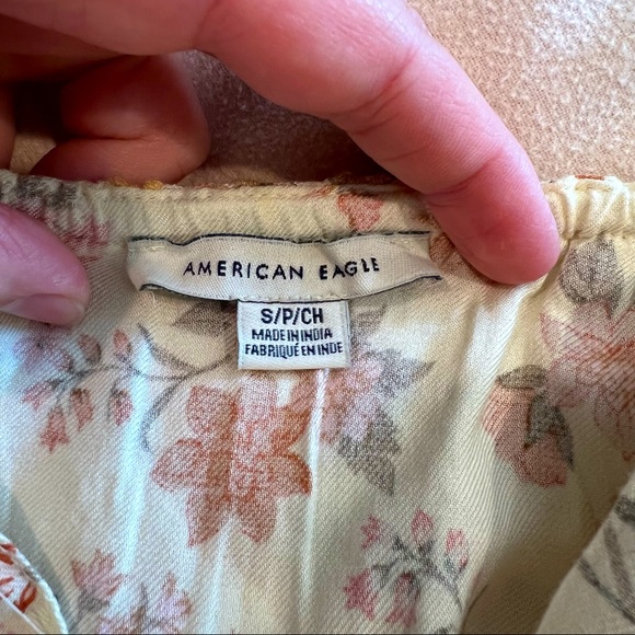 American Eagle Floral Jumpsuit - Picture 10 of 12